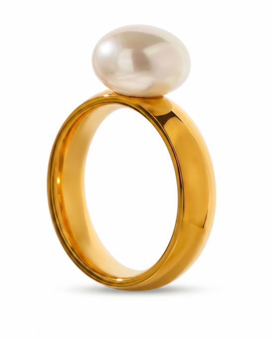 Luna Pearl Ring